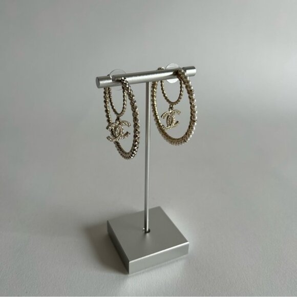 Chanel 2020 Crystal & Faux Pearl Mismatch Hoop Earrings - Picture 11 of 13